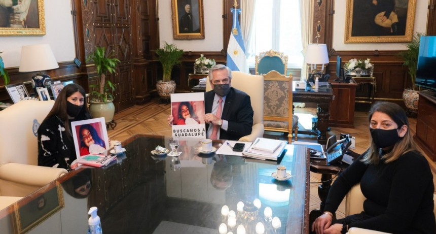 El presidente Alberto Fernández recibió a la mamá y la abuela de Guadalupe Lucero