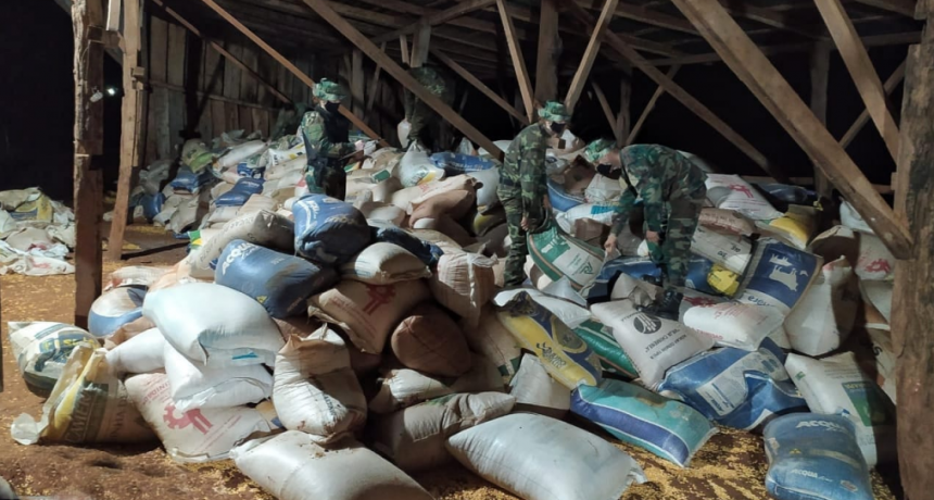 Prefectura Naval secuestró casi 274 toneladas de maíz y mercadería de contrabando