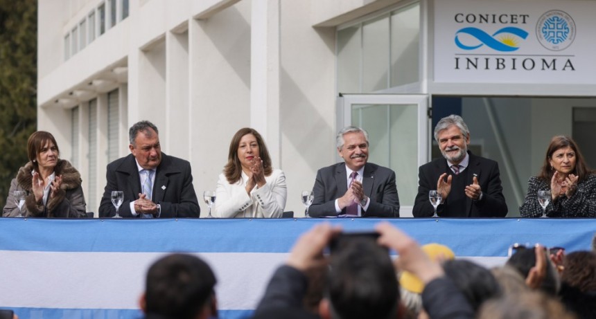 Alberto Fernández: “Debemos convertir a Bariloche en la capital nacional de la ciencia y la tecnología”
