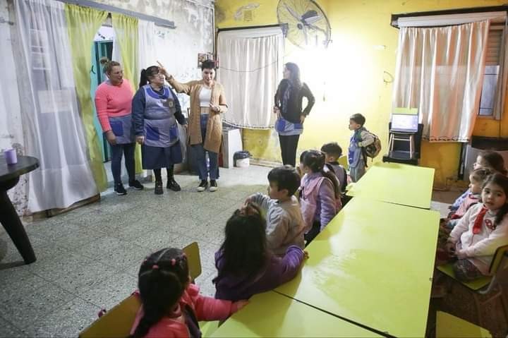 Mayra Mendoza recorrió la Casa del Niño de AUMA en San Francisco Solano