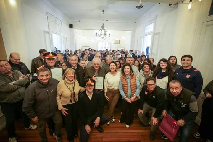 Mayra Mendoza celebró el 64º aniversario de Bernal junto a instituciones locales