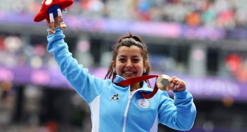 París 2024: Antonella Ruiz Díaz y Juan Samorano inauguran el medallero argentino con dos bronces