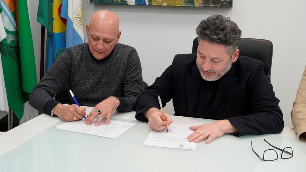 Nuevo aumento salarial del 25% para trabajadores municipales de Merlo