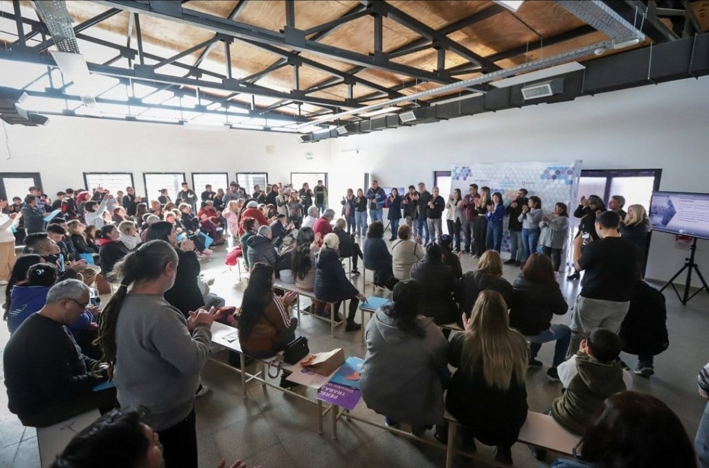 Quilmes lanzó “Empecé por mi barrio” para reforzar el vínculo entre el Municipio y la comunidad