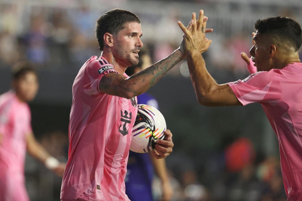 Sin Messi pero con magia: Suárez y De Paul guiaron a Inter Miami a cuartos de la Leagues Cup