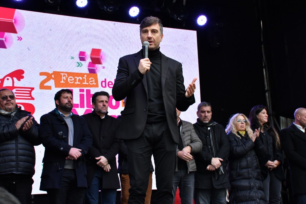 Lucas Ghi inauguró la Feria del Libro de Morón y defendió la cultura como pilar de identidad colectiva