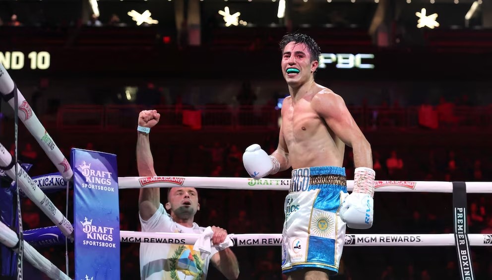Knockout histórico: el argentino Mirco Cuello ganó el título mundial en Libia bajo la mirada de Mike Tyson