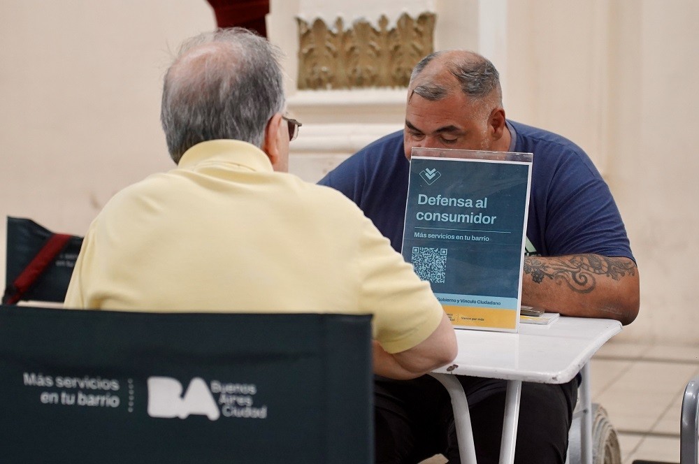La Ciudad acerca sus servicios a Villa Devoto y Almagro con operativos móviles