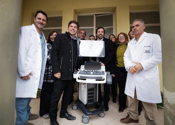 Kicillof llevó más salud a Azul: nuevo laboratorio, ambulancia y equipamiento de última generación