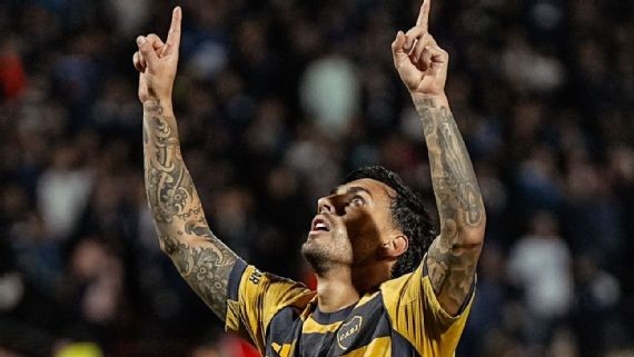 Boca goleó 3-0 a Independiente Rivadavia y volvió al triunfo tras 12 partidos