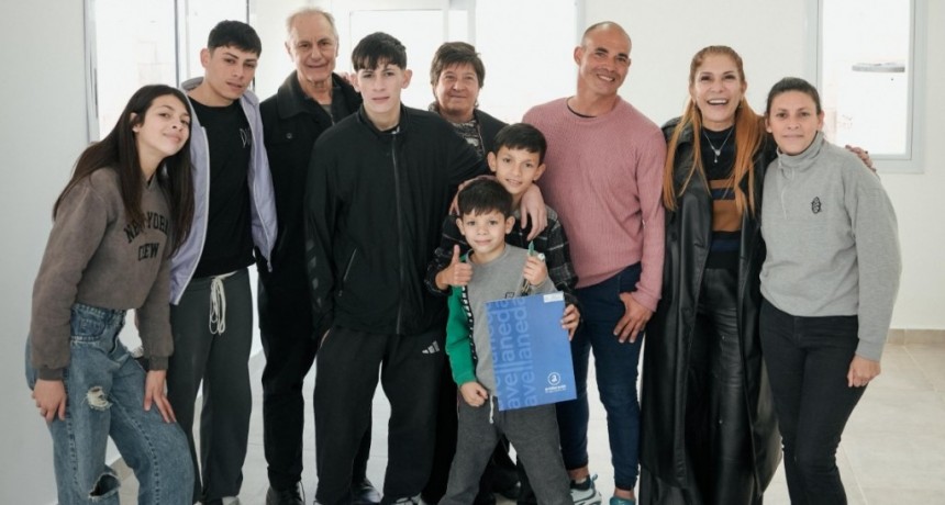 Nueve familias de Villa Tranquila accedieron a su casa propia en Avellaneda
