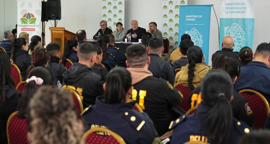 Capacitan a fuerzas de seguridad y personal estatal sobre trata y explotación de personas en Esteban Echeverría