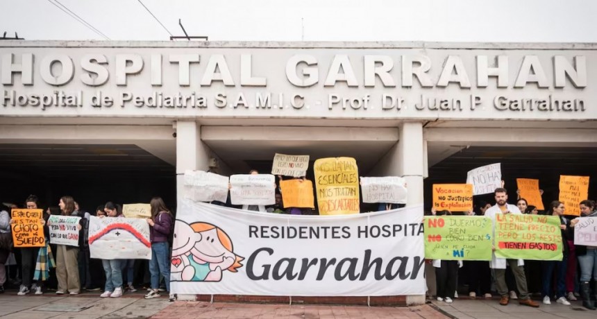 Trabajadores del Garrahan paran otra vez y marchan contra nuevos copagos