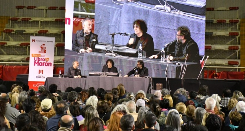 Morón vivió su segunda Feria del Libro con miles de visitantes y un cierre a cargo de Alejandro Dolina