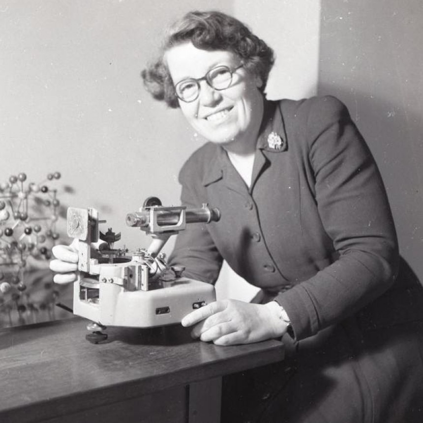  Helen Dick Megaw, la mujer que descubrió la belleza oculta de los cristales