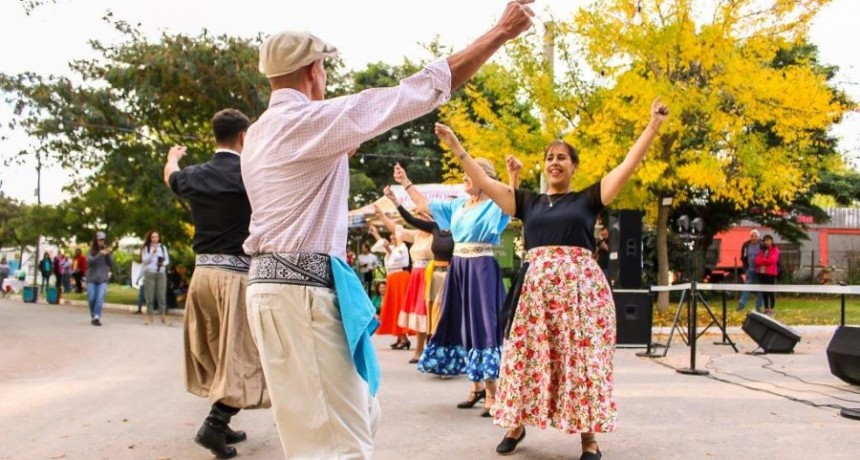 Entre historia y raíces: Crotto festeja la Fiesta de la Mujer Campesina