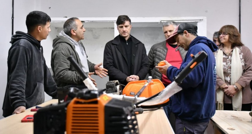 Morón inauguró una Escuela de Formación en Oficios en El Palomar para ampliar oportunidades laborales