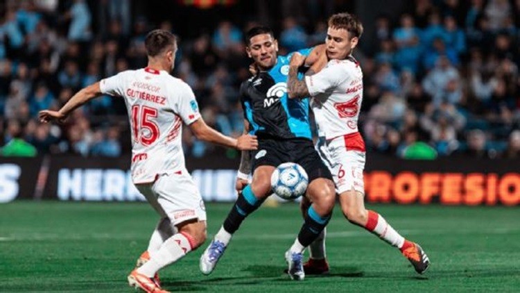 Argentinos Juniors gan&oacute; en C&oacute;rdoba y qued&oacute; como &uacute;nico l&iacute;der del Clausura con puntaje ideal