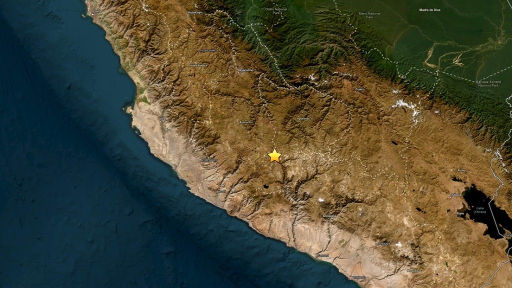 Un fuerte terremoto de 7,2 sacudi&oacute; Per&uacute; y encendi&oacute; la alarma en varias regiones
