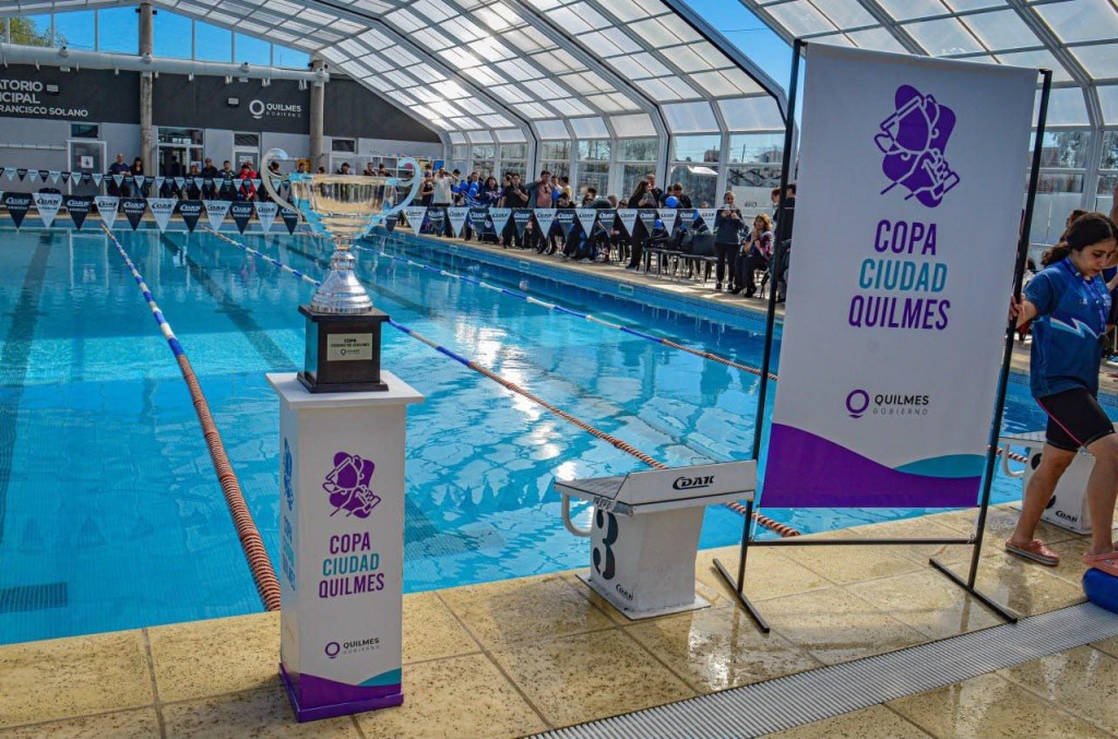 Quilmes celebr&oacute; sus 360 a&ntilde;os con una gran fiesta de la nataci&oacute;n
