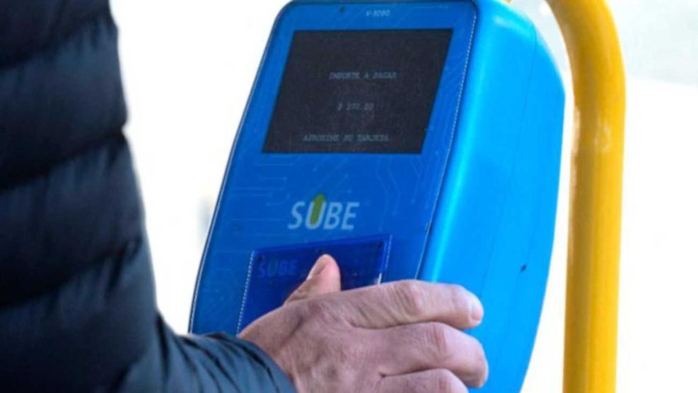El uso de la tarjeta SUBE cay&oacute; 11,6 por ciento en julio y acumul&oacute; un a&ntilde;o de bajas