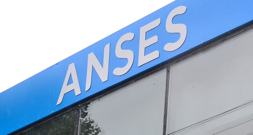 ANSES confirm&oacute; el calendario de pagos de agosto: qui&eacute;nes cobran con aumento y bono de hasta $70.000