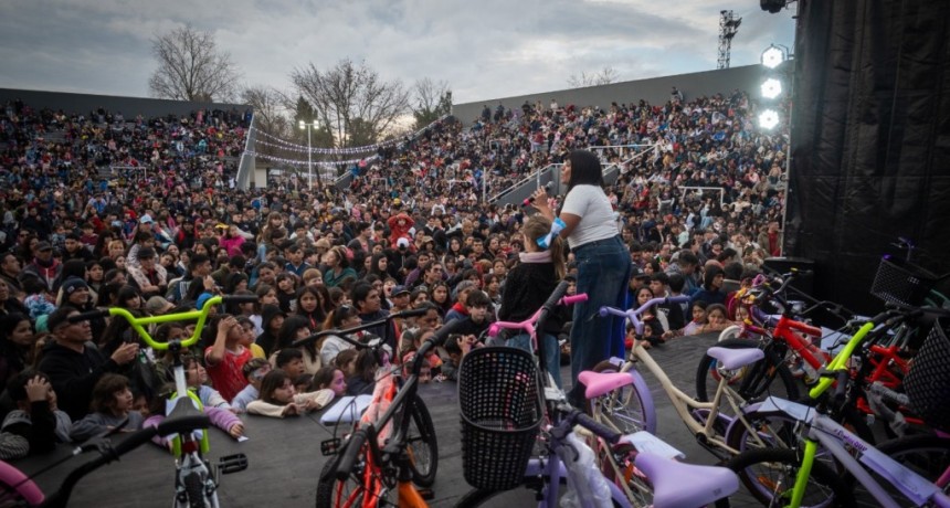 Miles de familias celebraron el D&iacute;a de las Ni&ntilde;eces en Quilmes con juegos, shows y actividades gratuitas