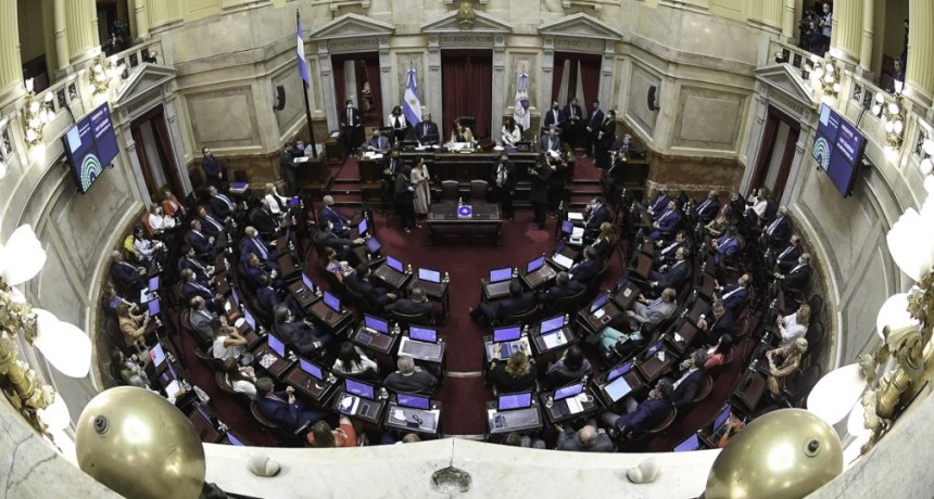 Los senadores que definir&aacute;n la votaci&oacute;n de la Ley de Tierras y pueden habilitar la entrega del territorio nacional
