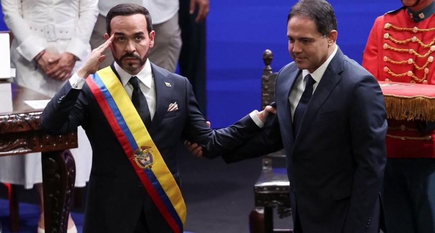 Colombia gira a la derecha: De la Espriella asumi&oacute; con &ldquo;mano dura&rdquo;, motosierra y una alianza sin disimulo con Trump