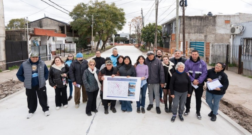 Quilmes avanza con el pavimento de 37 nuevas cuadras en Ezpeleta y apunta a transformar todo un barrio