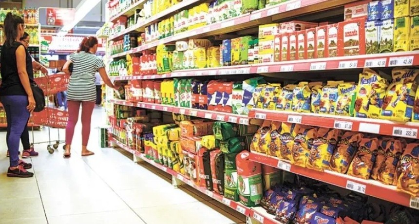 Una familia necesit&oacute; m&aacute;s de $1,5 millones en julio para no caer en la pobreza