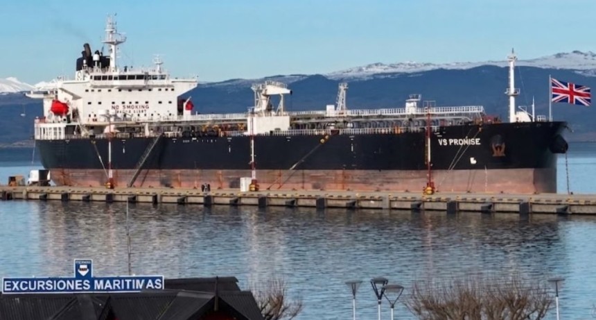 Tierra del Fuego denunci&oacute; la llegada de un buque brit&aacute;nico al puerto de Ushuaia