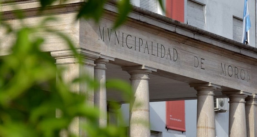 Mor&oacute;n anunci&oacute; un nuevo aumento salarial para los trabajadores municipales