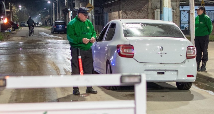 Operativos de seguridad y controles vehiculares terminaron con cinco veh&iacute;culos secuestrados