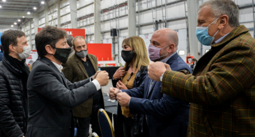 El Gobernador Kicillof se reunió con industriales bonaerenses en General Rodríguez