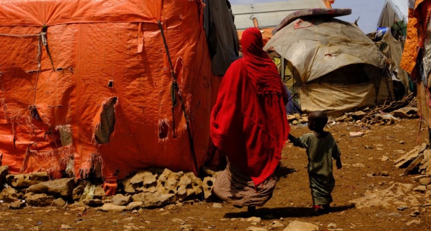 Somalia en el punto de quiebre: El Director General Adjunto de Migración de la ONU pide financiamiento urgente