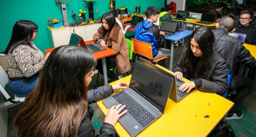 El Municipio de La Matanza y la UTN despliegan nuevas propuestas de formación tecnológica para jóvenes del distrito