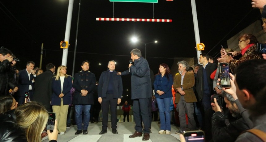 Fernando Gray, Sergio Massa, Gabriel Katopodis y Martín Marinucci inauguraron el paso bajo nivel Rebizo-General Paz en Esteban Echeverría