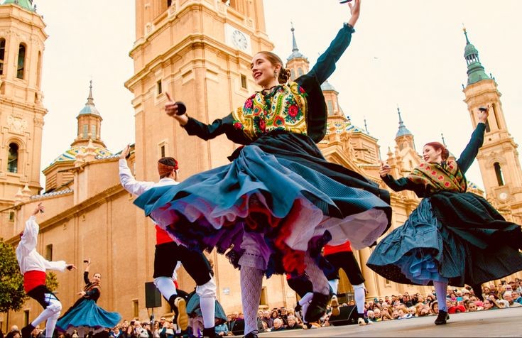 LA JOTA, la popular danza aragonesa. 