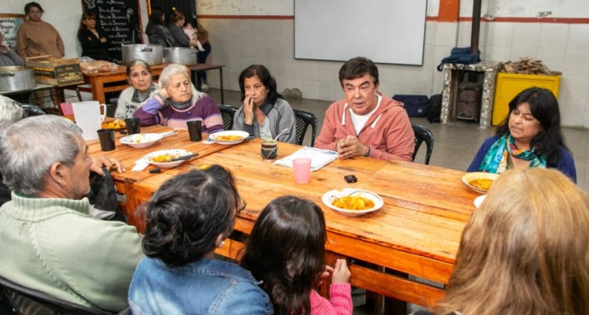Fernando Espinoza: “Milei le mintió a los jubilados y jubiladas, el ajuste lo pagan ellos”