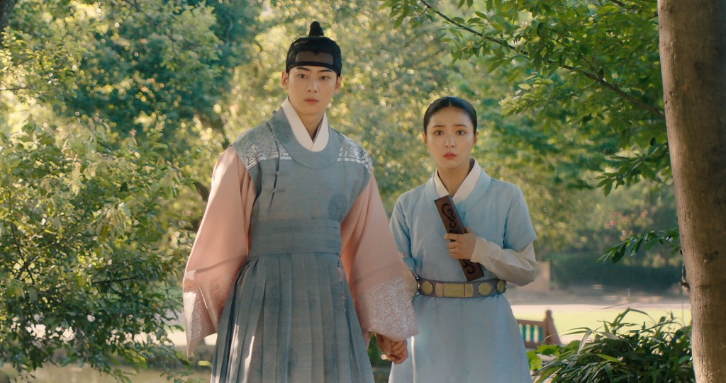 “La historiadora novata”: romance, historia y empoderamiento en la corte de Joseon