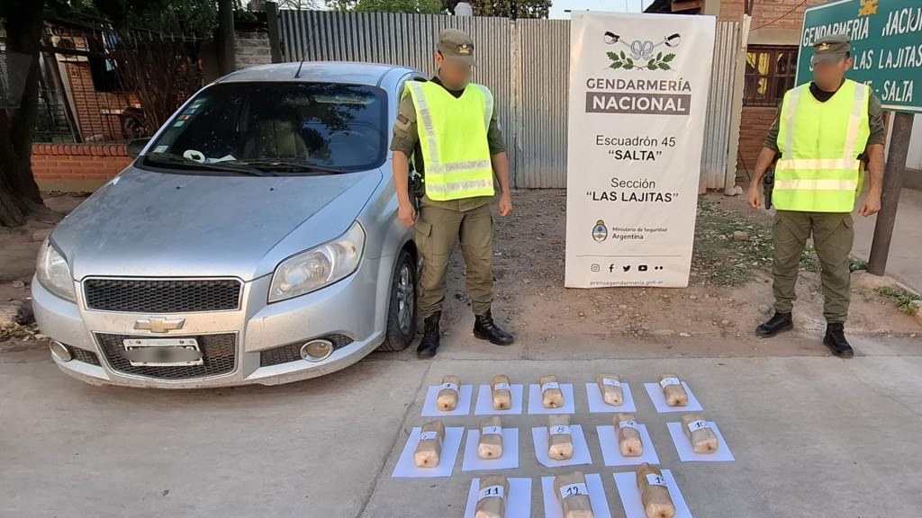 Salta: hallaron 14 kilos de cocaína ocultos en el tanque de nafta de un auto