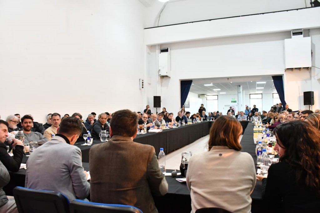 Morón celebró el Día de la Industria con empresarios y anunció un plan de incentivos fiscales