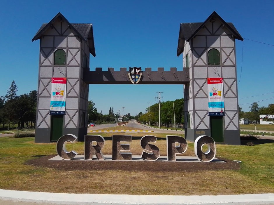 Crespo, la capital avícola que sorprende con historia, tradiciones y naturaleza