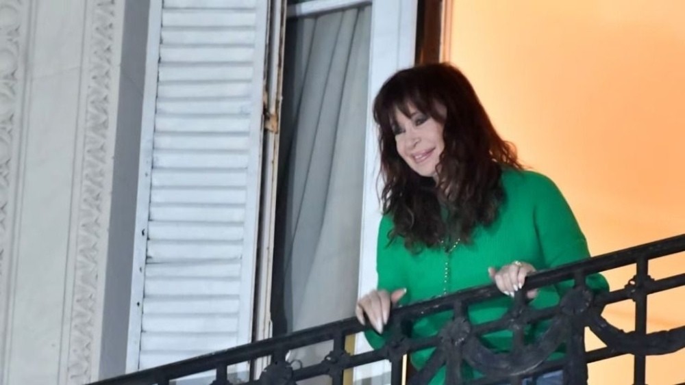 Cristina Kirchner le advirtió a Milei tras la cadena nacional: “Una verdadera bomba de tiempo”