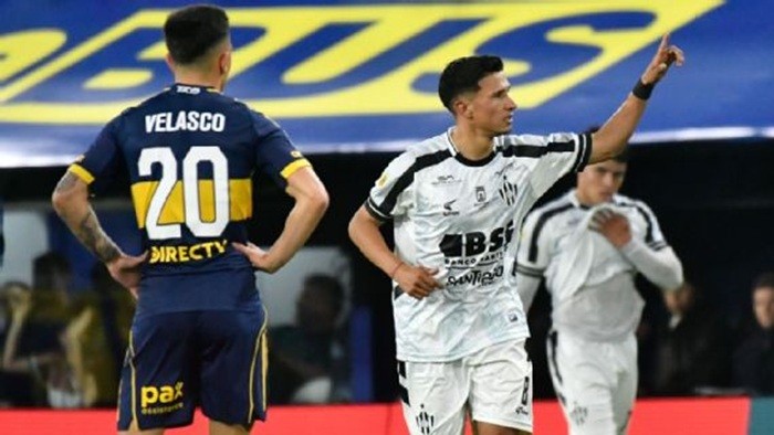 Boca lo tenía ganado, pero se durmió y Central Córdoba lo sorprendió en La Bombonera