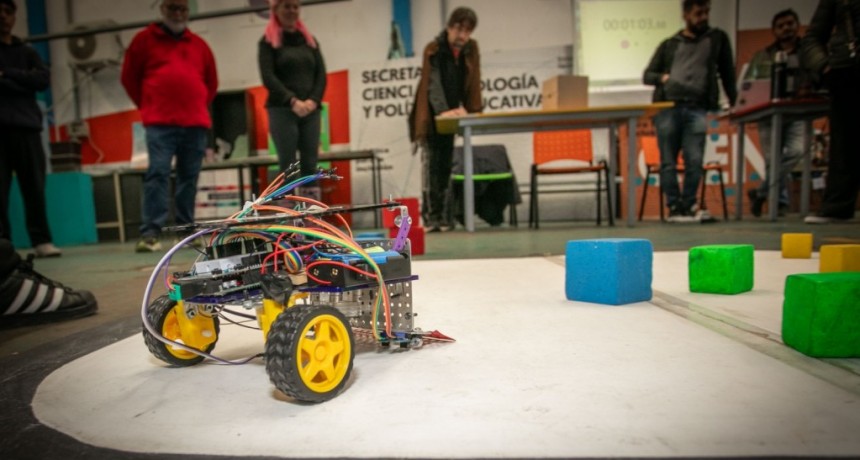 La Matanza tendrá representación en el Torneo Provincial de Robótica: la Escuela Técnica N° 14 se quedó con la etapa local