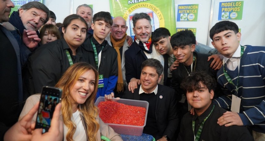 Kicillof y Menéndez cerraron la Expo “Hecho en Merlo” con un fuerte respaldo a la industria local