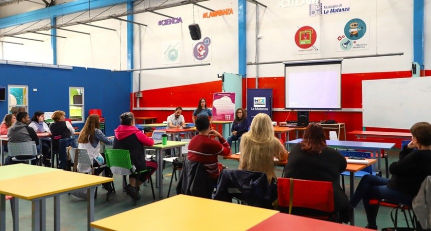 La Matanza abre cursos gratuitos de Ciencias Naturales para docentes en el CITLAM
