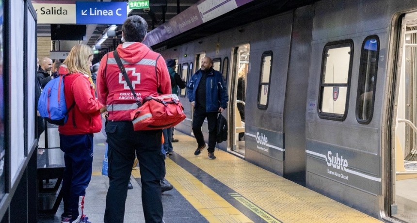 Subte: jornada gratuita de RCP y primeros auxilios en la Línea H